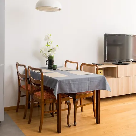 Jezioro Goclawskie Cosy By Bookinghost *