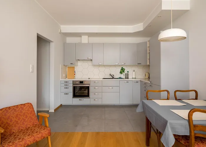 Apartment Jezioro Goclawskie Cosy By Bookinghost *