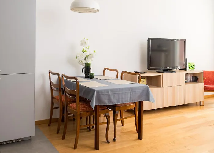 Jezioro Goclawskie Cosy By Bookinghost *